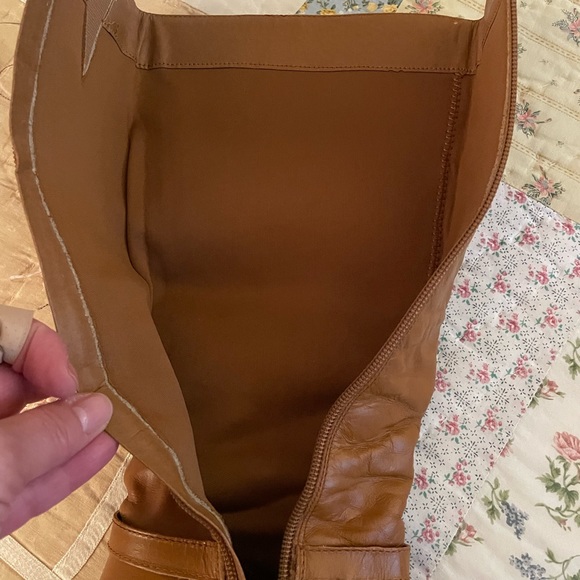 🧡 Two Lips Knee High Boots with 4 inch Heel - Picture 6 of 13